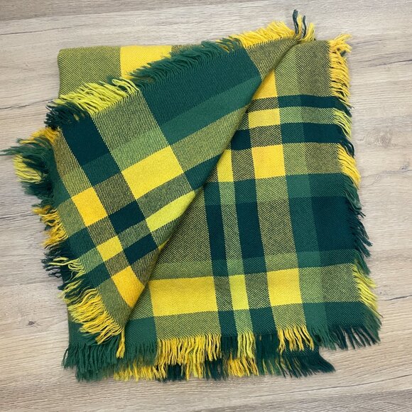 Plaid Scarf Yellow Green 55" x 29" Fall Winter Excellent condition! - Picture 3 of 3